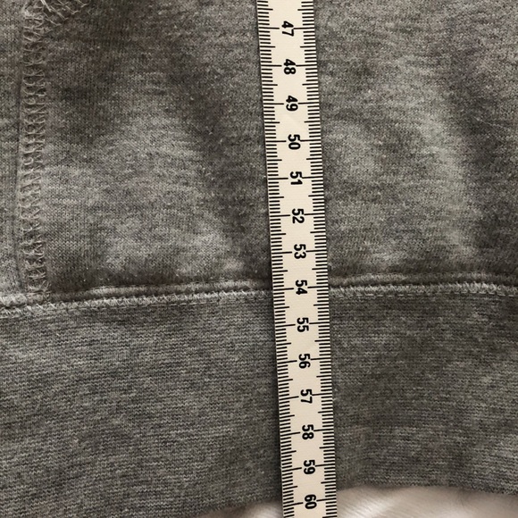University of Manitoba Zip-Up Hoodie - Picture 13 of 15